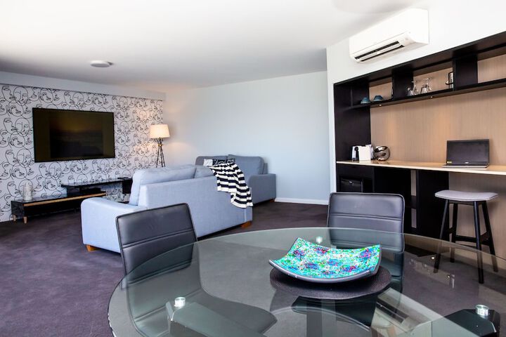 Room 3 of 58