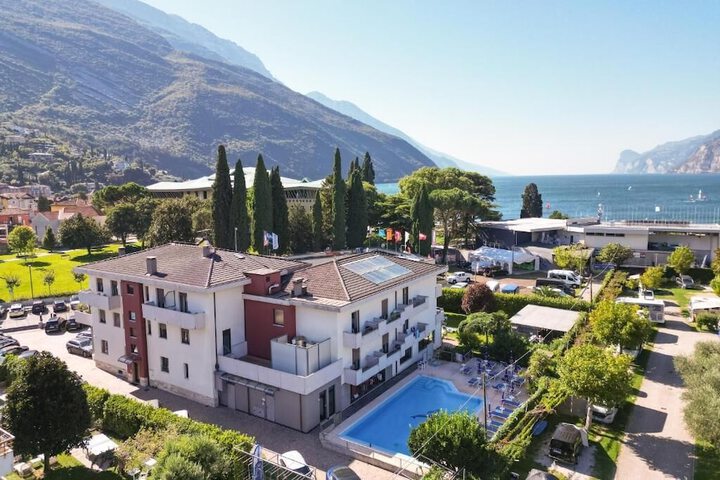 Hotel Villa Claudia - Active and Relax