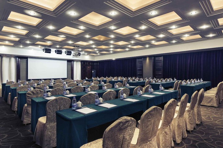 Meeting 52 of 61