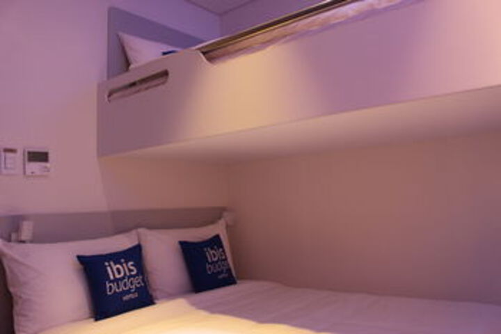 Hotel Suite Photo
