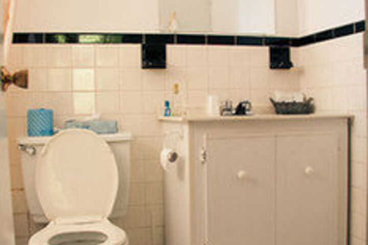 Room 4 of 27