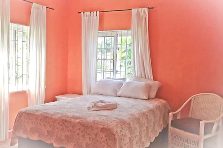 Room 2 of 28