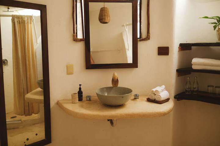 Room 29 of 60