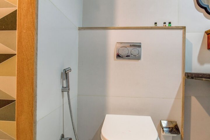 Room 42 of 66