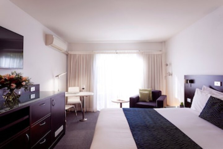 Room 7 of 69