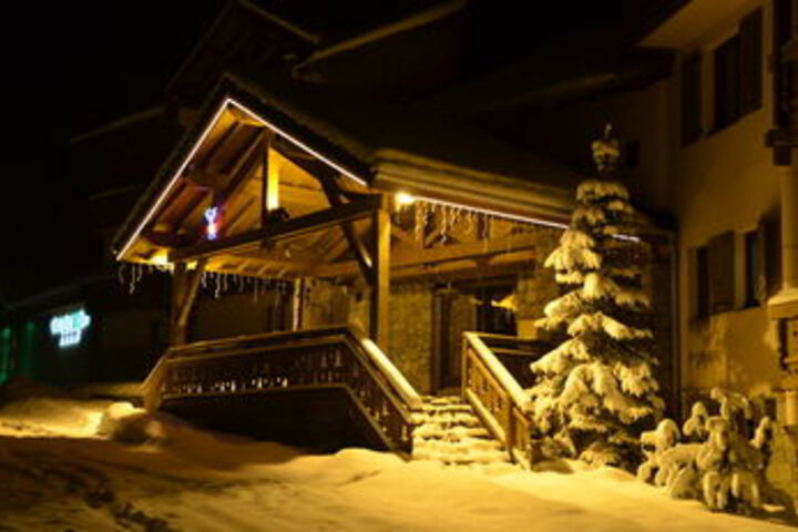 Hotel 38 of 74
