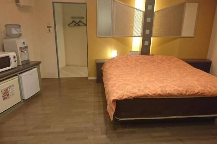 Room 23 of 56