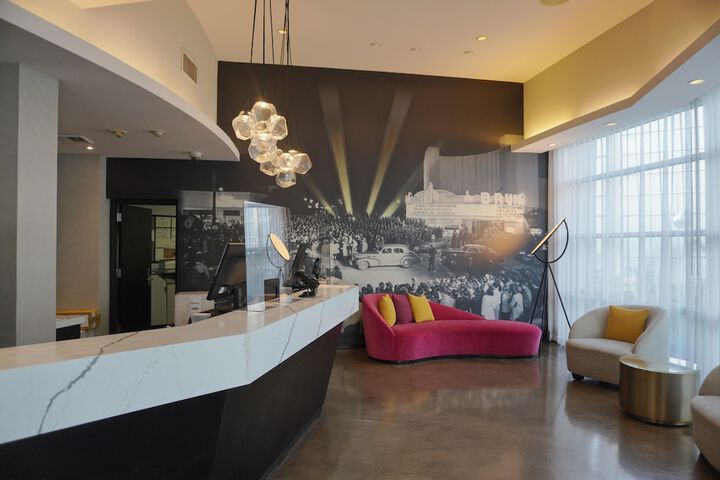 Hotel Interior 6 of 49