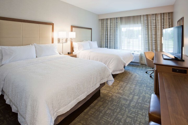 2 Queen Beds Hearing Accessible (6 of 6)