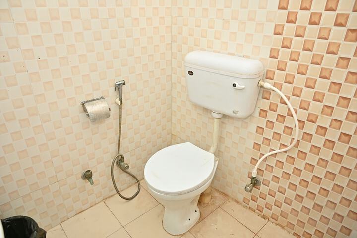 Room 15 of 30