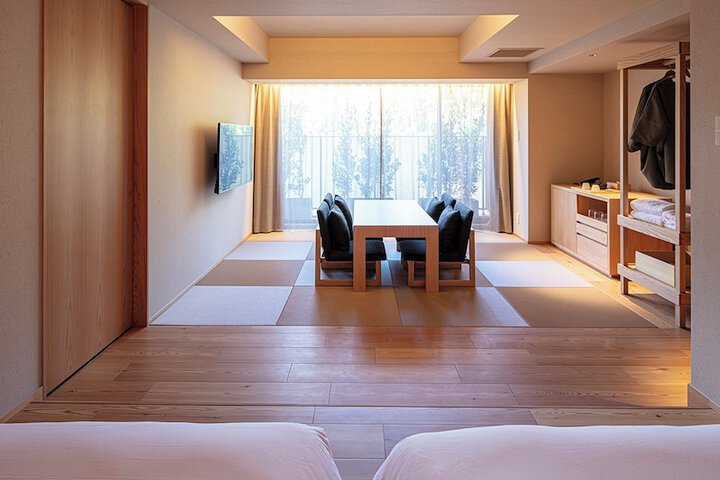 Room 67 of 282