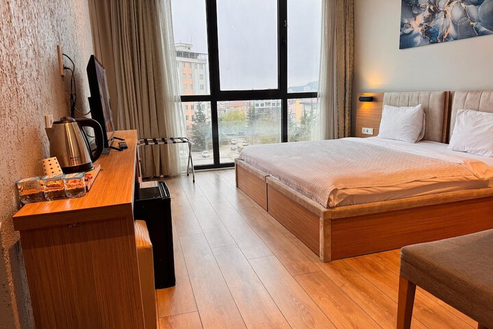 Room 10 of 31