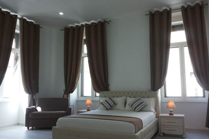 Room 8 of 46