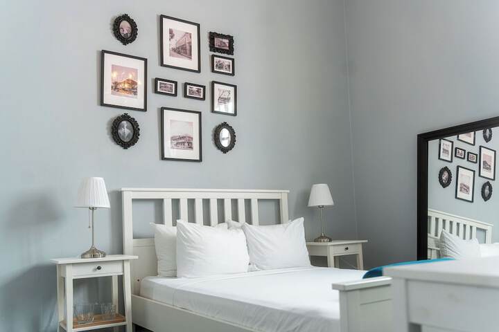 Room 14 of 43