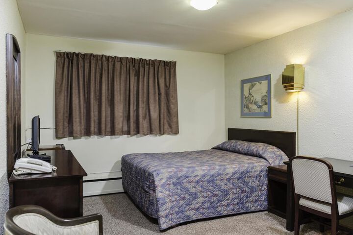 Room 13 of 48