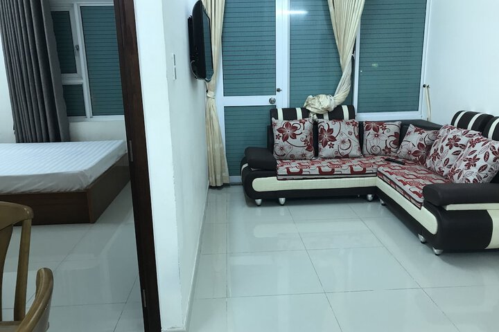 Room 2 of 14