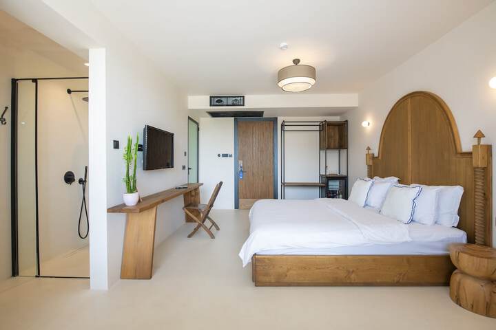Room 65 of 190