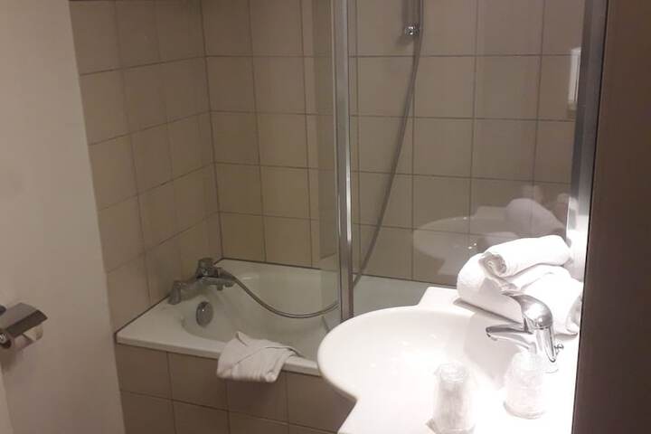 Clean Restrooms