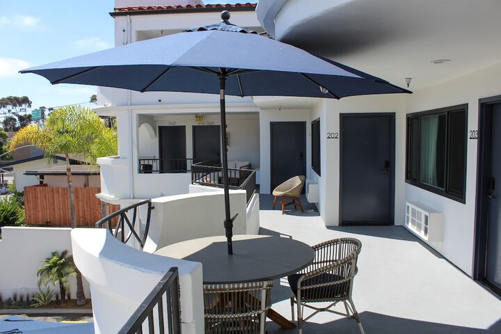 Terrace/Patio 17 of 38