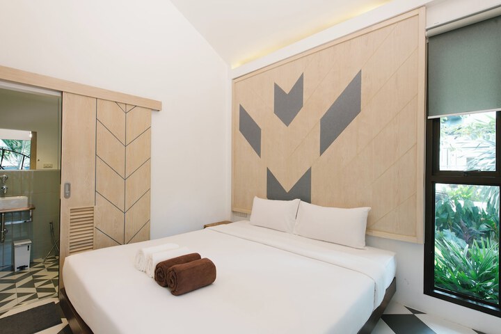 Room 26 of 120