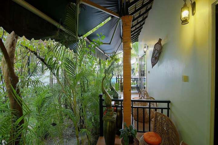 Room 15 of 51