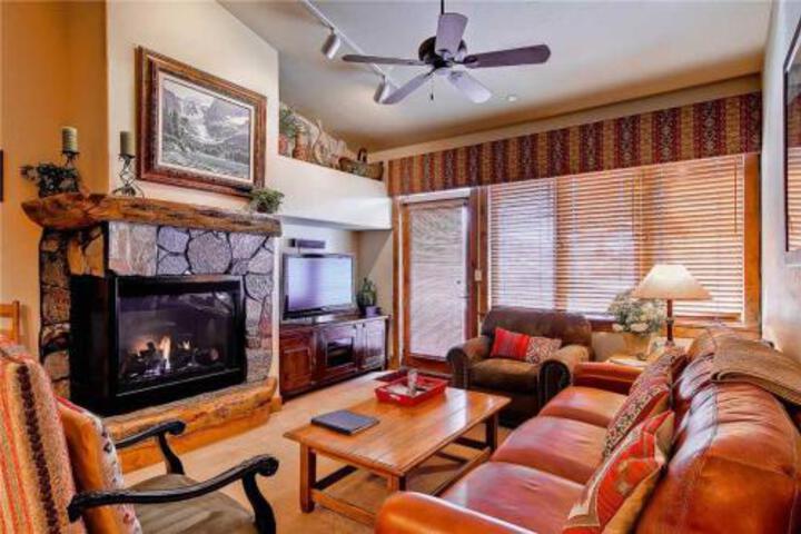 2301 Timberline Lodge Trappeurs Crossing in Steamboat Springs, CO
