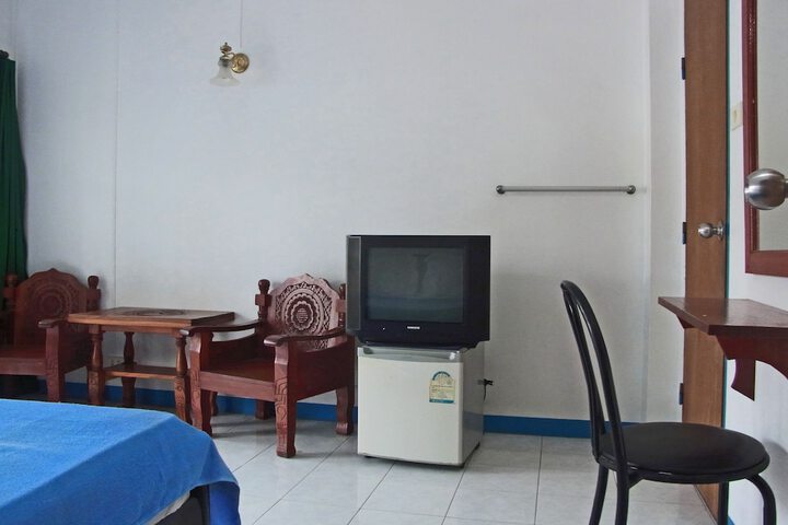 Room 13 of 70