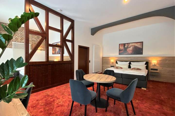 Room 21 of 47