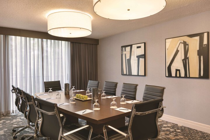 Meeting facility