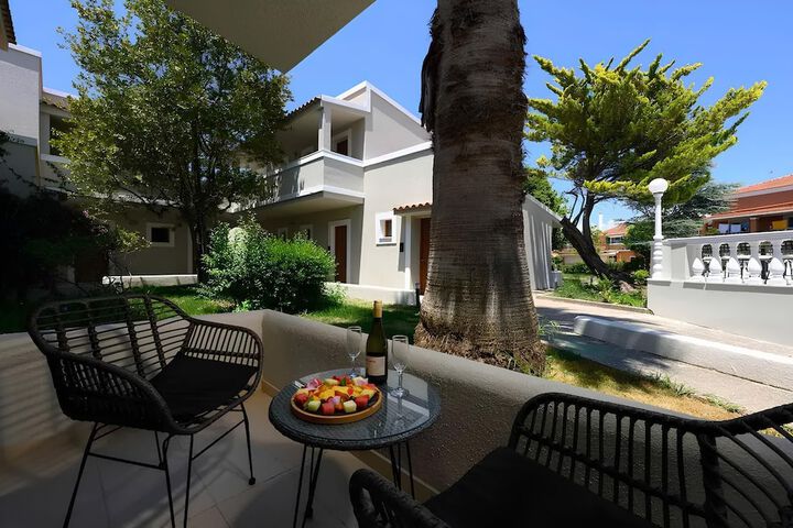 Terrace/Patio 44 of 123