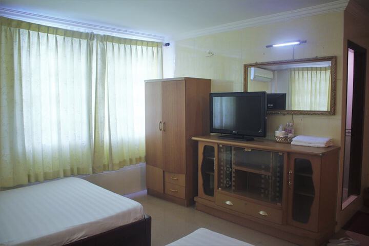 Room 14 of 45