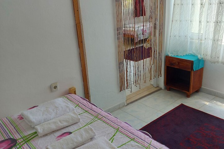 Room 19 of 40