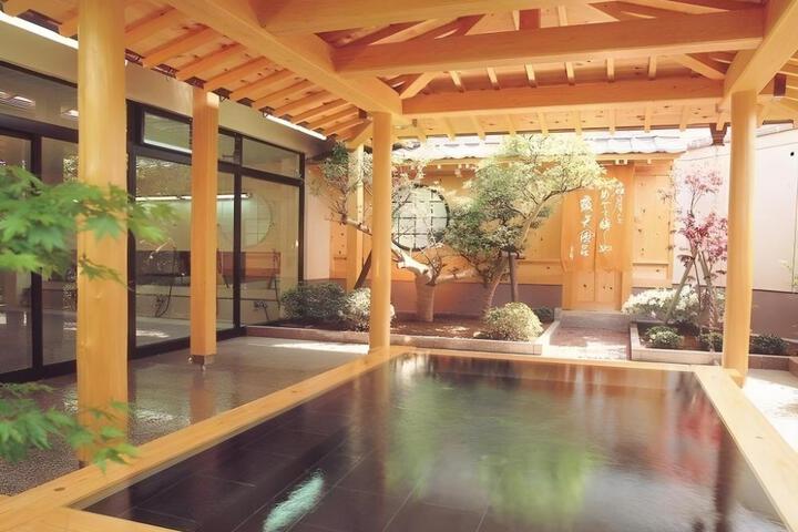 Photo 18