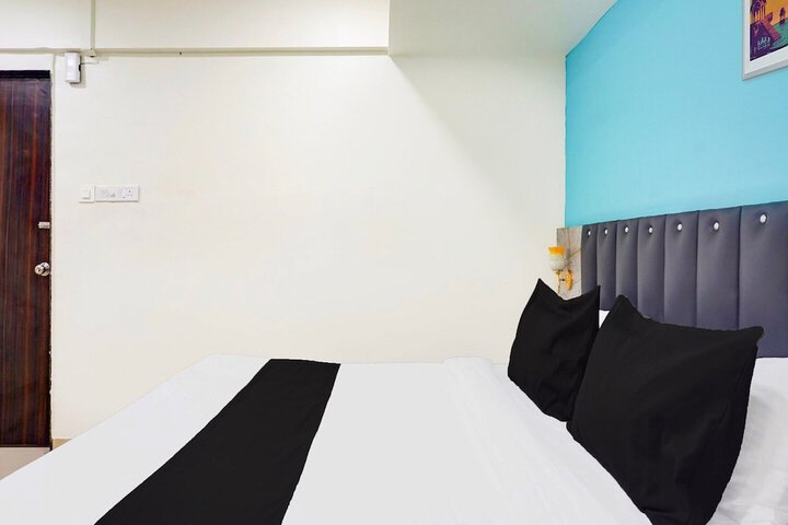 Room 20 of 32