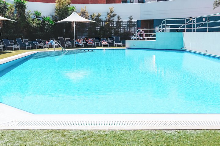 Pool 72 of 113