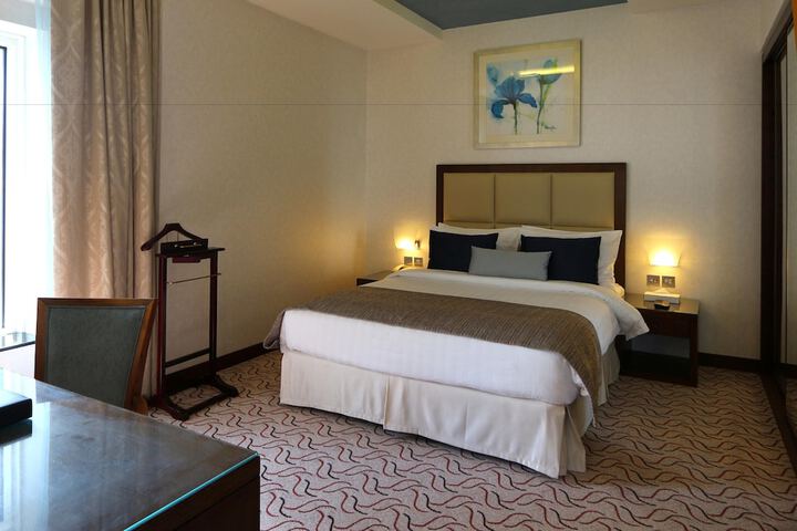 Room 11 of 110