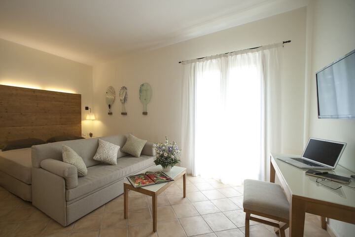 Room 12 of 40