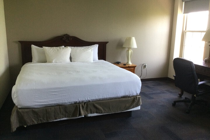 Room 7 of 19