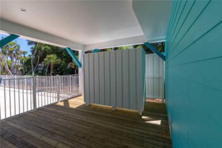 Property Grounds 14 of 23
