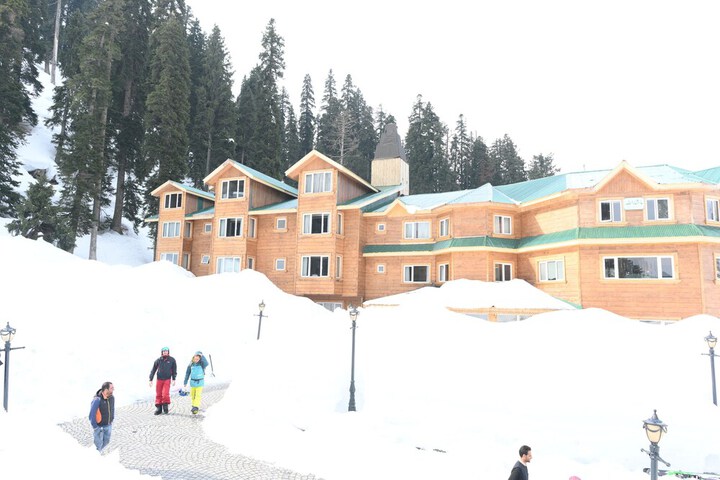Hotel 6 of 10