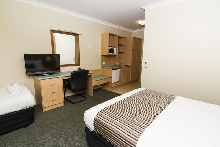 Room 16 of 35