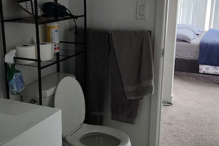 Room 18 of 30