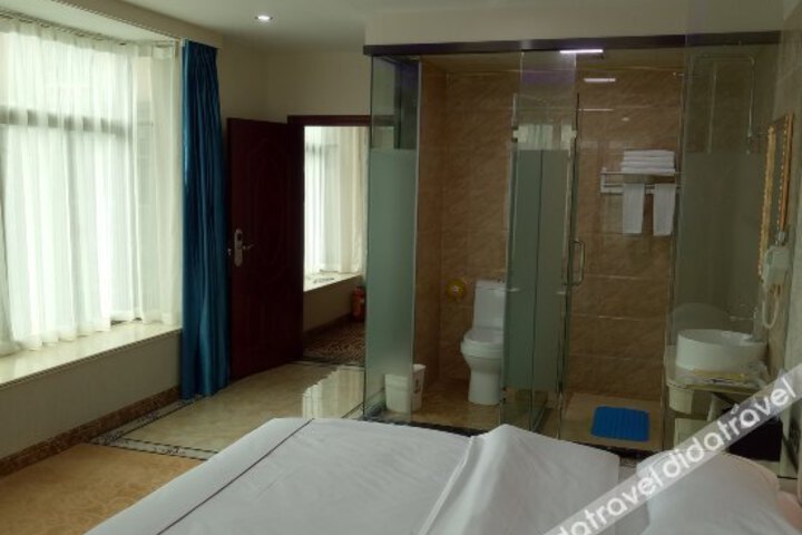 Baifu Fashion Hotel