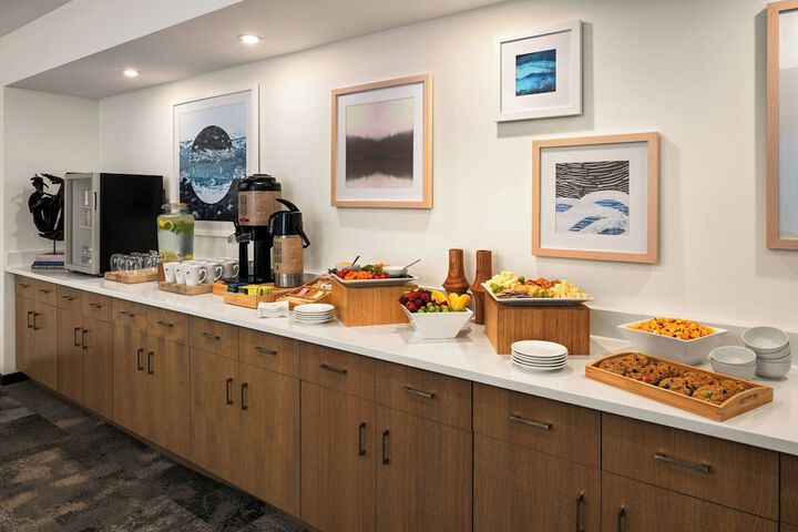 Breakfast/Coffee Service 47 of 63