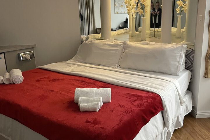 Motel du Rosier in Baie Comeau, QC
