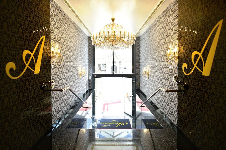 Hotel 2 of 53
