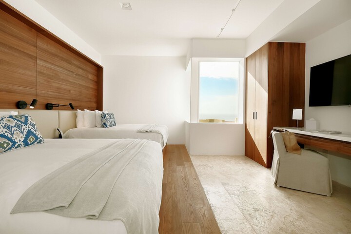Room 55 of 163