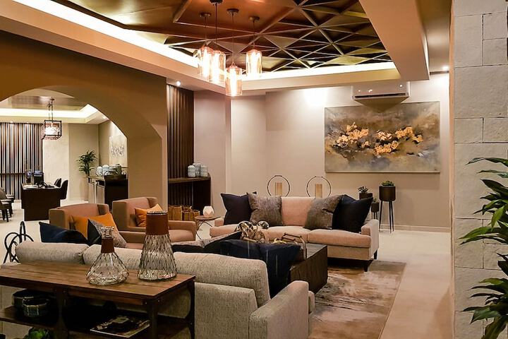 Hotel Interior 4 of 105
