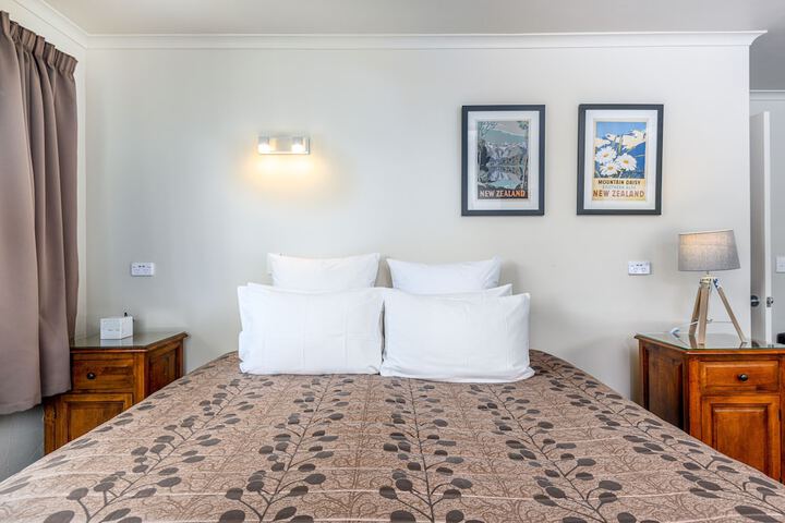 Room 83 of 188