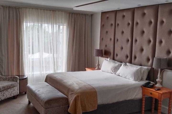 Room 8 of 61